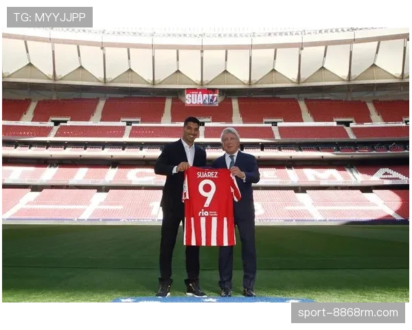 苏亚雷斯训练完回家吃顿饭，花的钱够我交半年房租