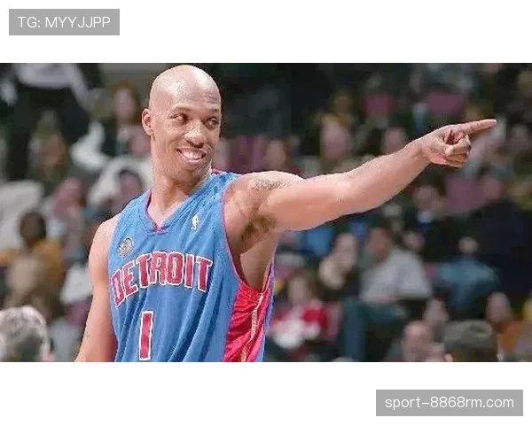 比卢普斯突破组织提升球队节奏，关键时刻助攻效率超队友